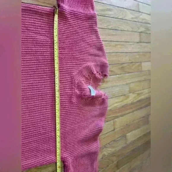 Zenana Sweater Sweat Shirt Women’s Size Small Ribbed Fringe Distressed Coral - Picture 4 of 6